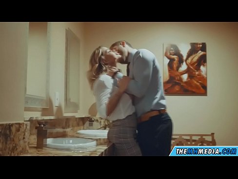 ❤️ Wenn eine vollbusige Blondine dich in einer öffentlichen Toilette verführt Hard porn bei porn de.vbdsm.ru ❌️❤